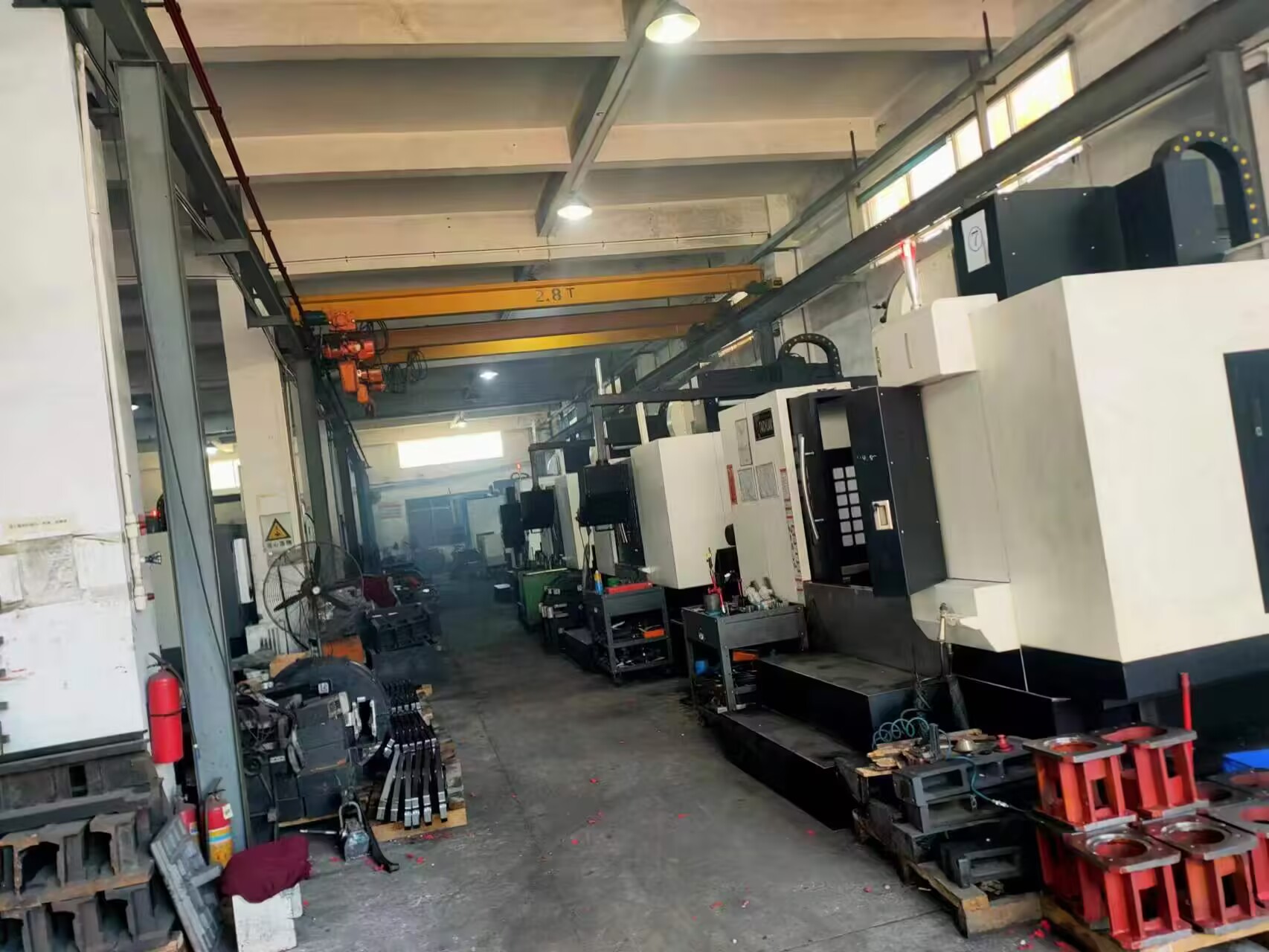 MINGHE Aluminum Screen Manufacturing Facility